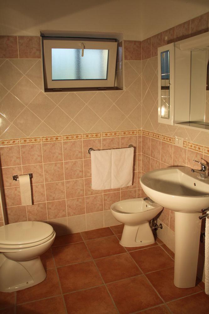 Casa Vacanze Cau - Viale Europa Alghero Bagian luar foto