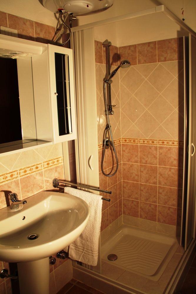 Casa Vacanze Cau - Viale Europa Alghero Bagian luar foto