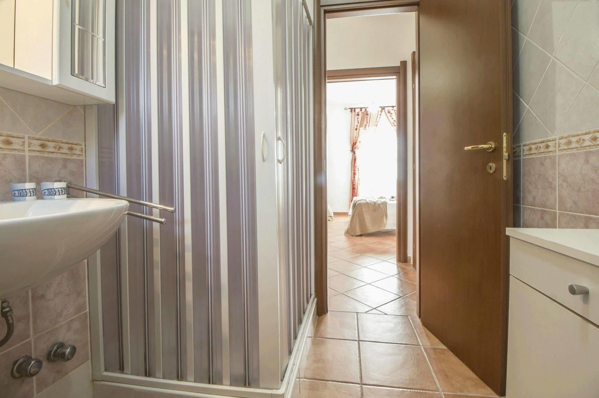 Casa Vacanze Cau - Viale Europa Alghero Bagian luar foto