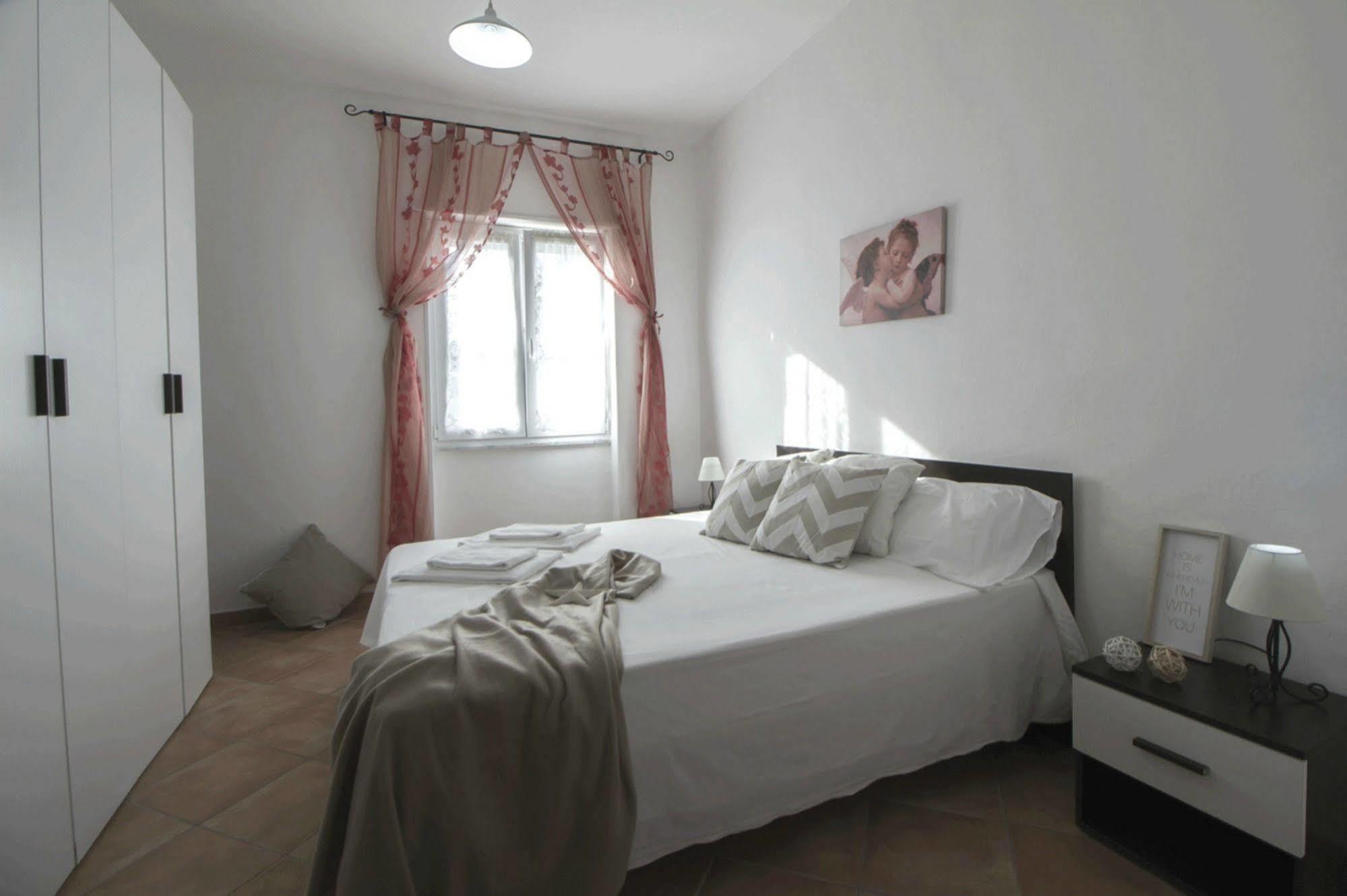 Casa Vacanze Cau - Viale Europa Alghero Bagian luar foto